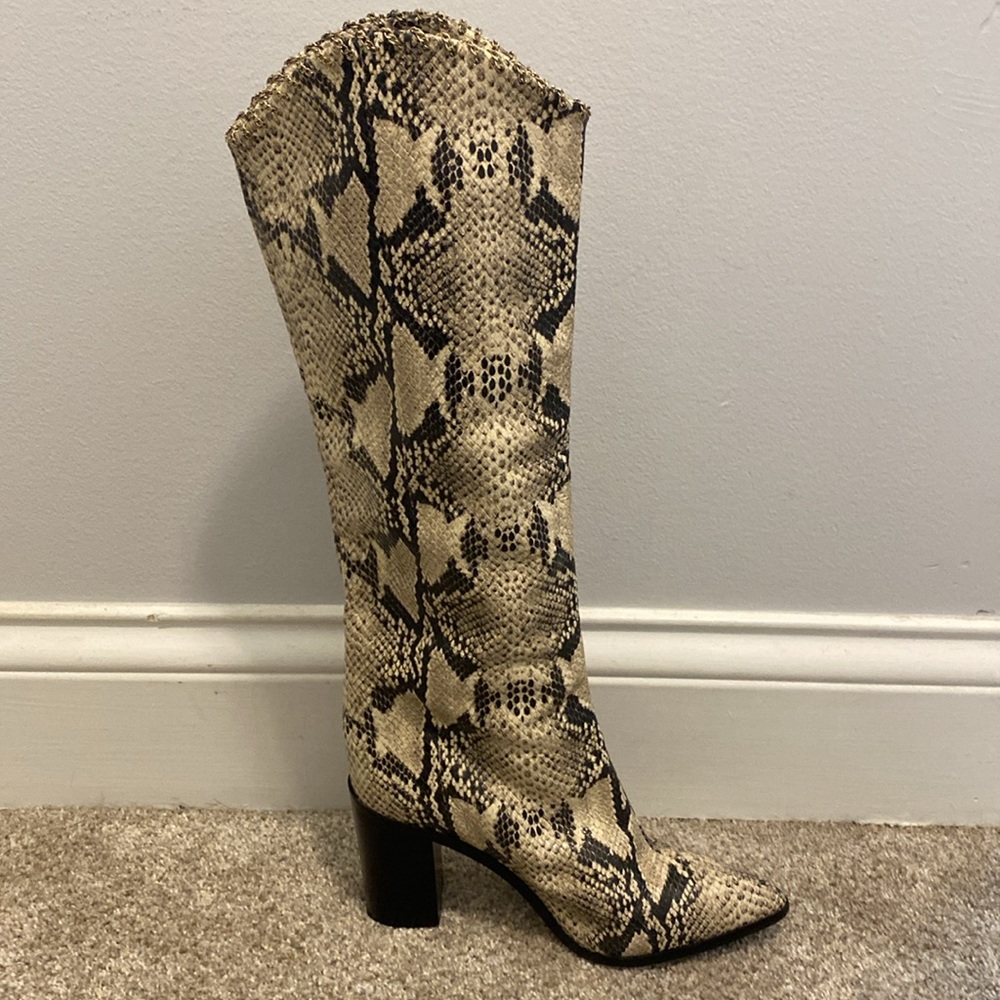 EUC Schutz Analeah animal print boots with gold chain embellishment. Size 6. - Picture 12 of 16